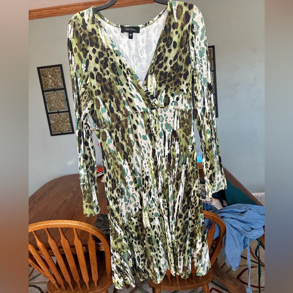 Karen Kane Animal Print Dress Size: L